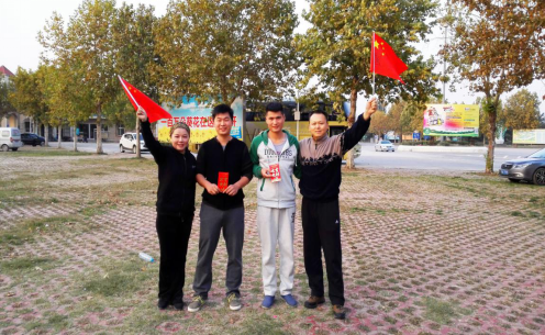 董事長(zhǎng)總經(jīng)理和我們的冠亞軍隊(duì)長(zhǎng).png
